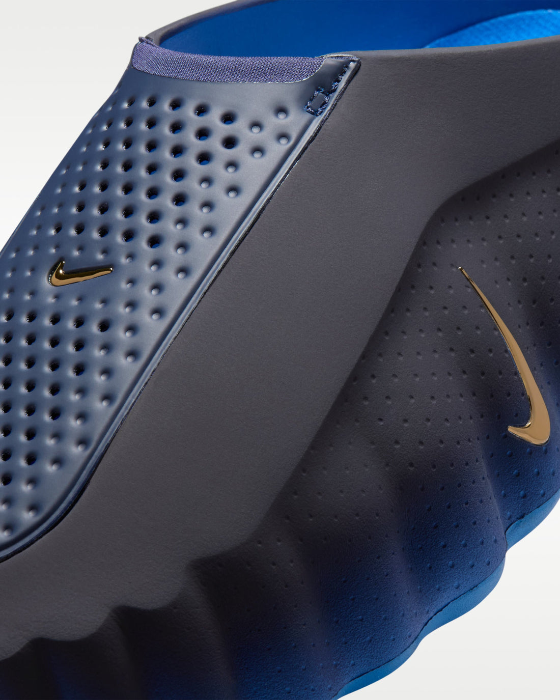 Nike Mind 001
Men's Pregame Mules