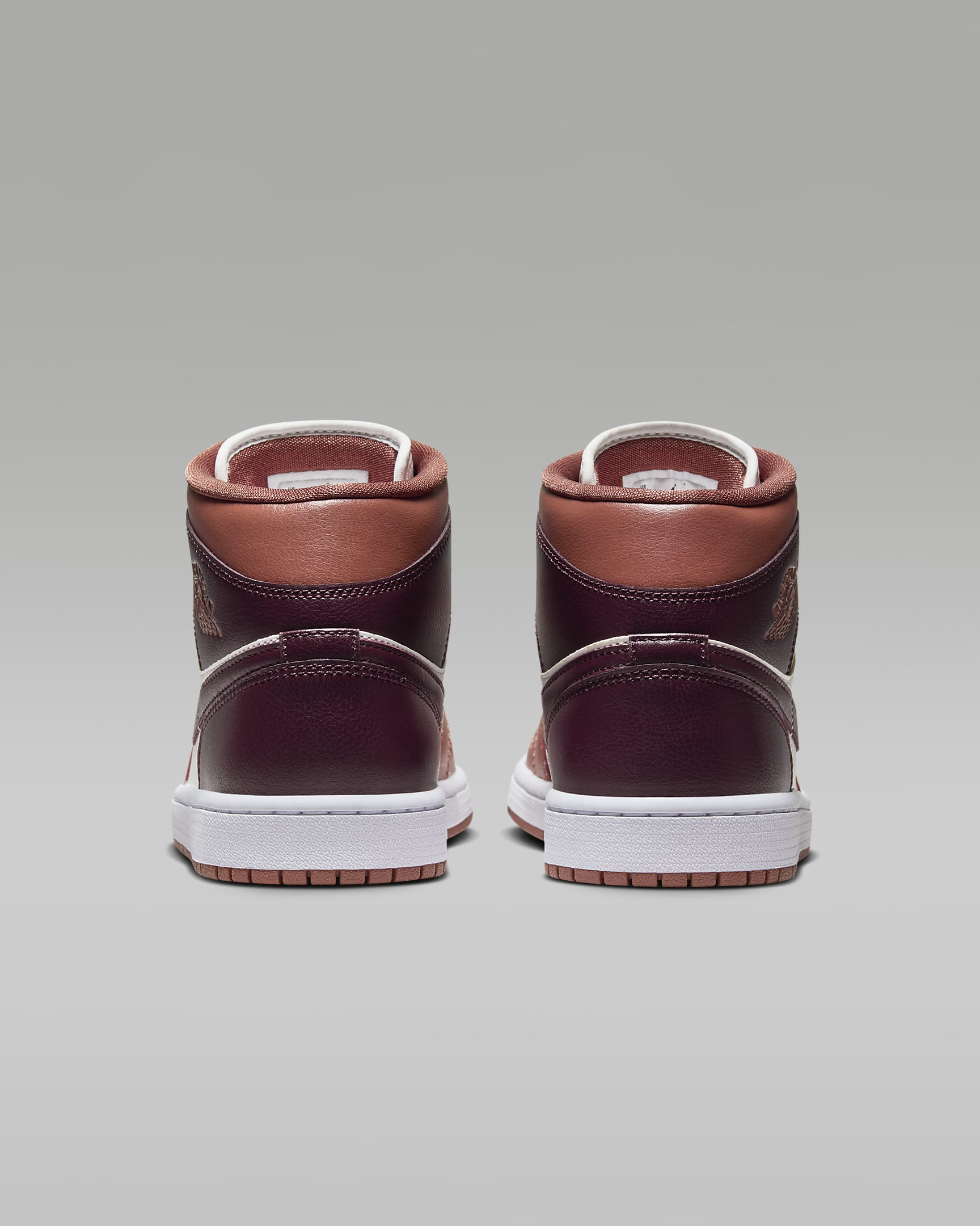 AIR JORDAN 1 Mid #