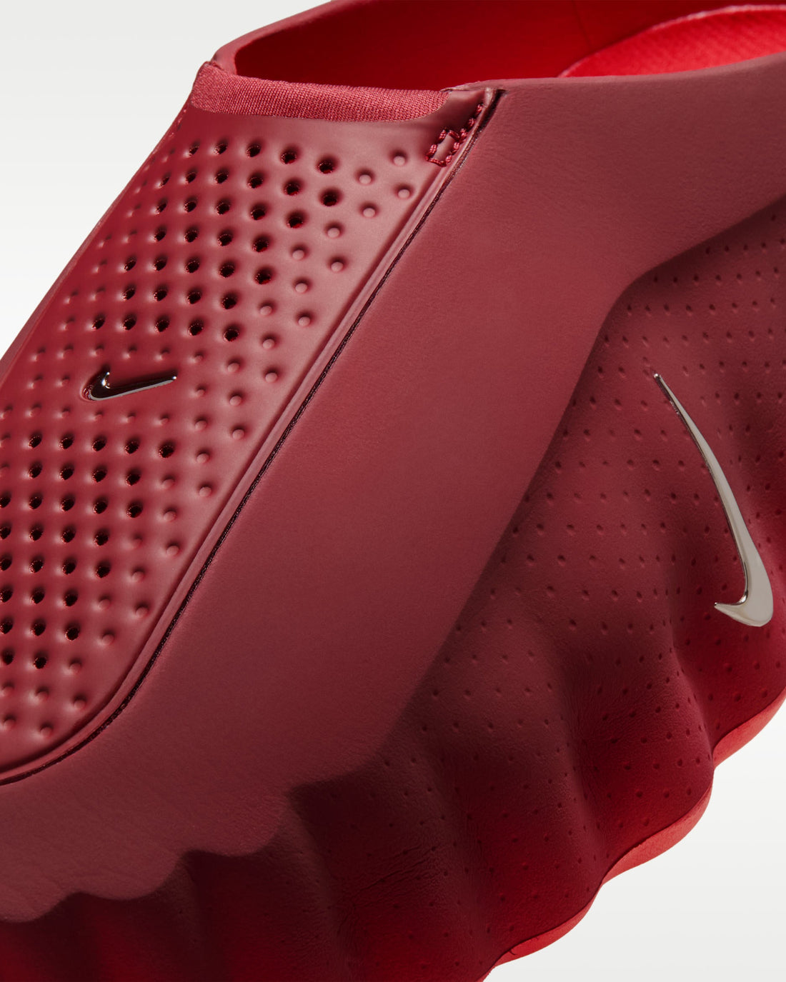 Nike Mind 001
Men's Pregame Mules