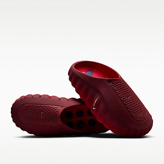 Nike Mind 001
Men's Pregame Mules
Team Red/University Red/Midnight