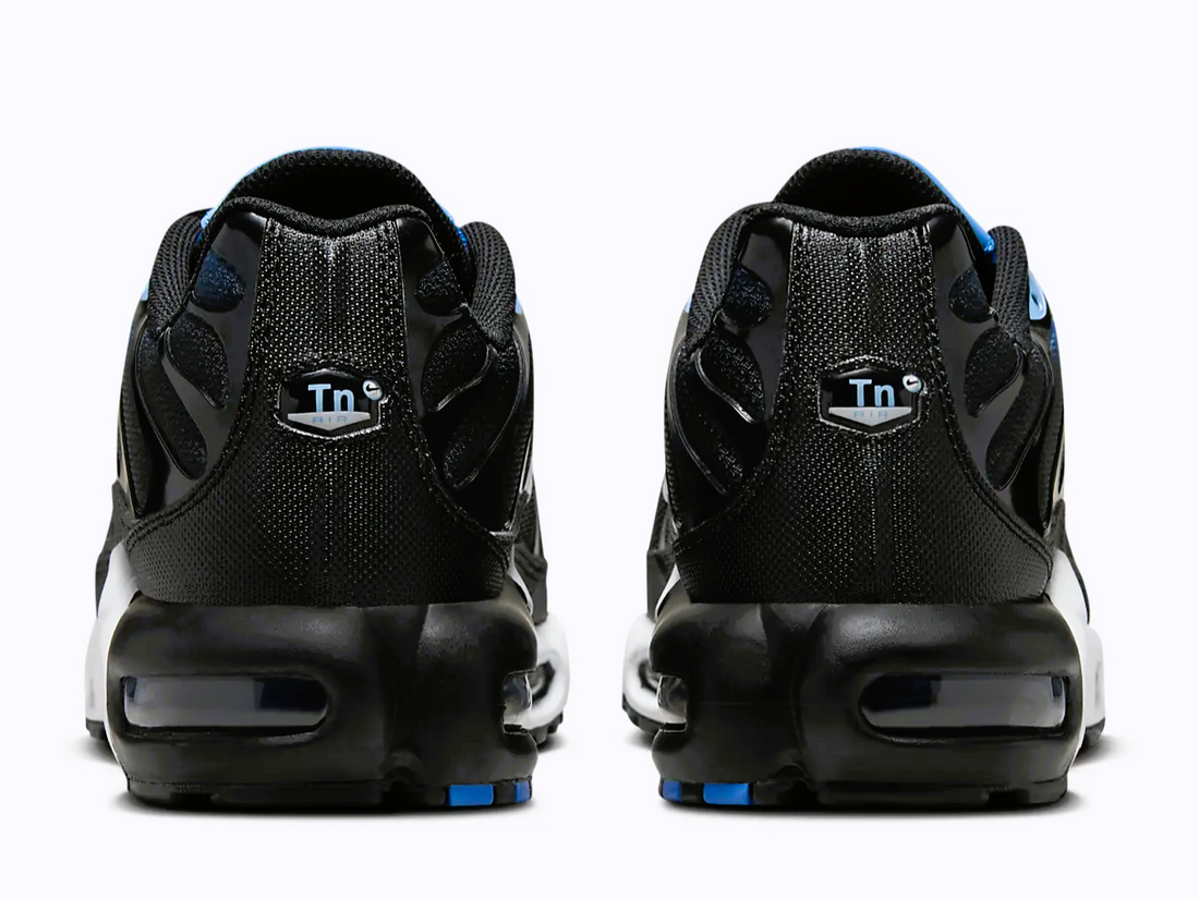 NIKE AIR MAX PLUS