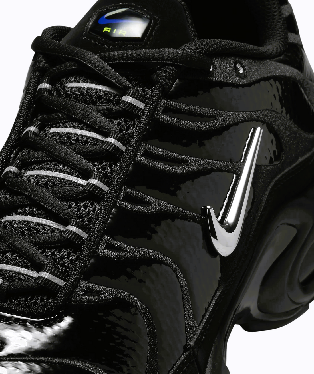 NIKE AIR MAX PLUS